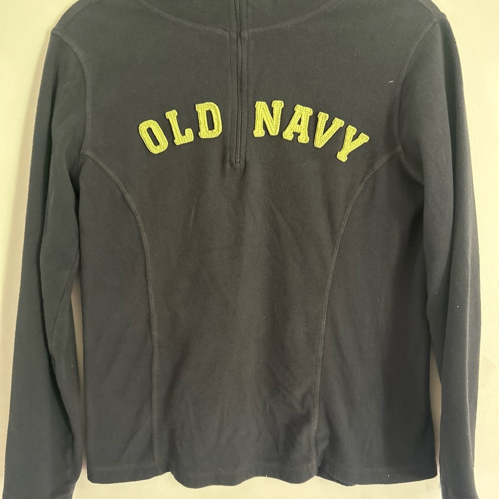 Old Navy Black Crew Neck Sweater Casual Fleece